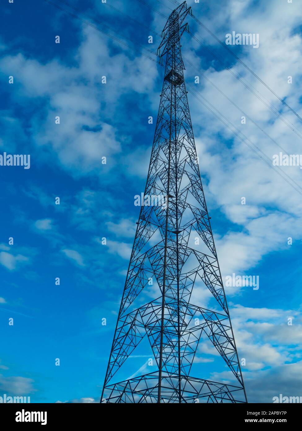 Tall electricity tower river crossing hires stock photography and