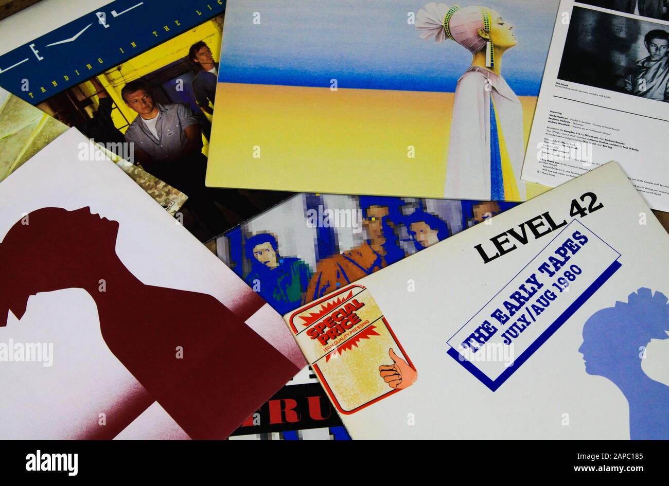 Level 42 cover hi-res stock photography and -