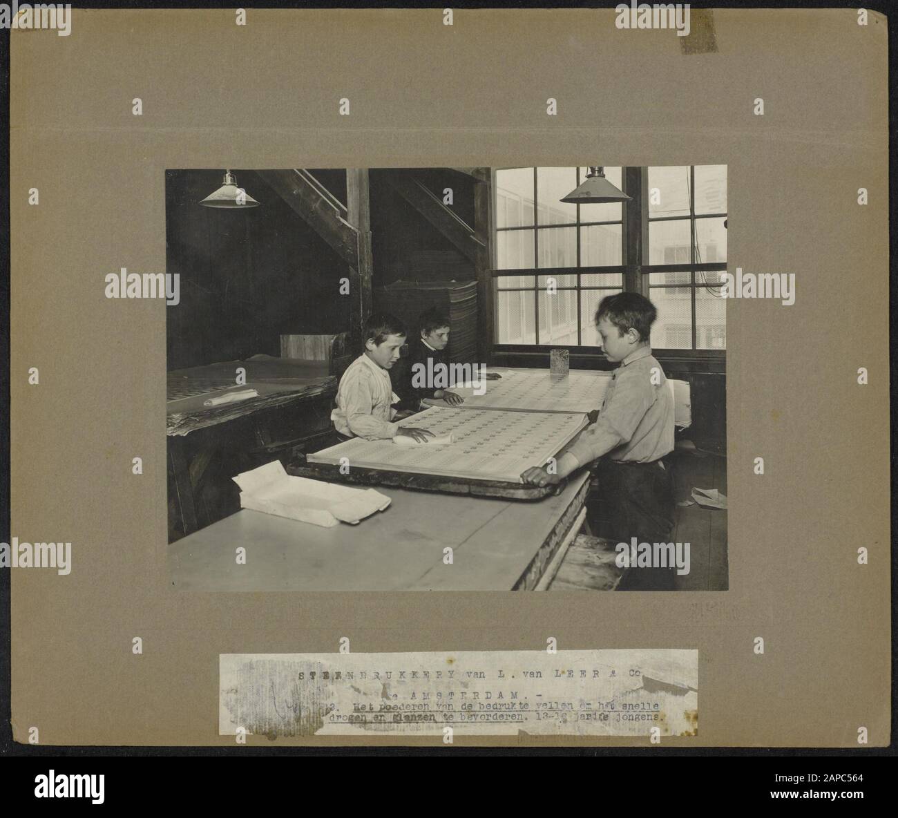 Stone Printing L Van Leer Co In Amsterdam Description 3 13 To 16 Year Old Boys Powder The Printed Sheets To Promote Rapid Drying And Shine Date 1919 Location Amsterdam Noord Holland Keywords Workers