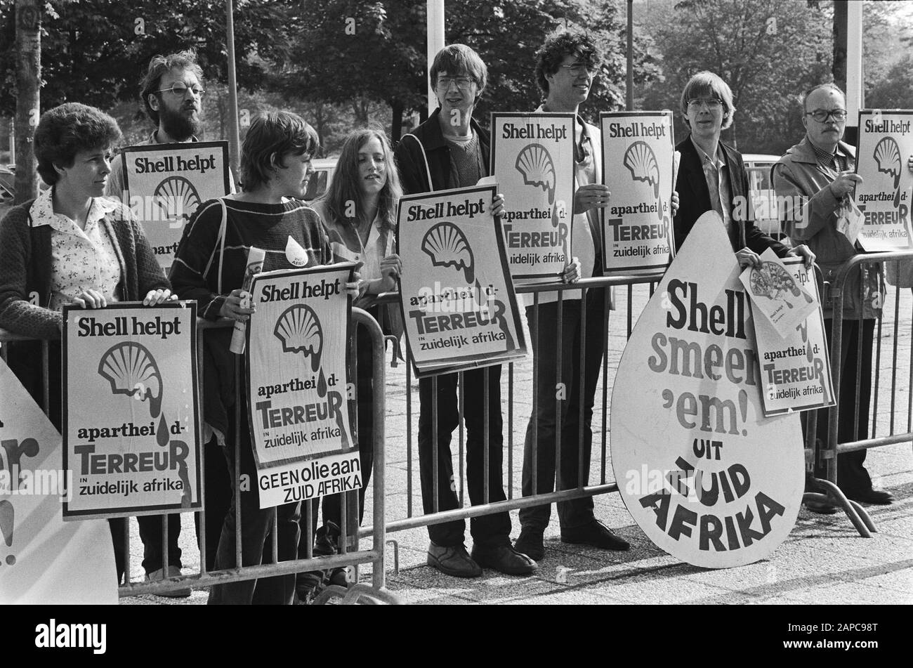 Boycott Shell High Resolution Stock Photography and Images - Alamy