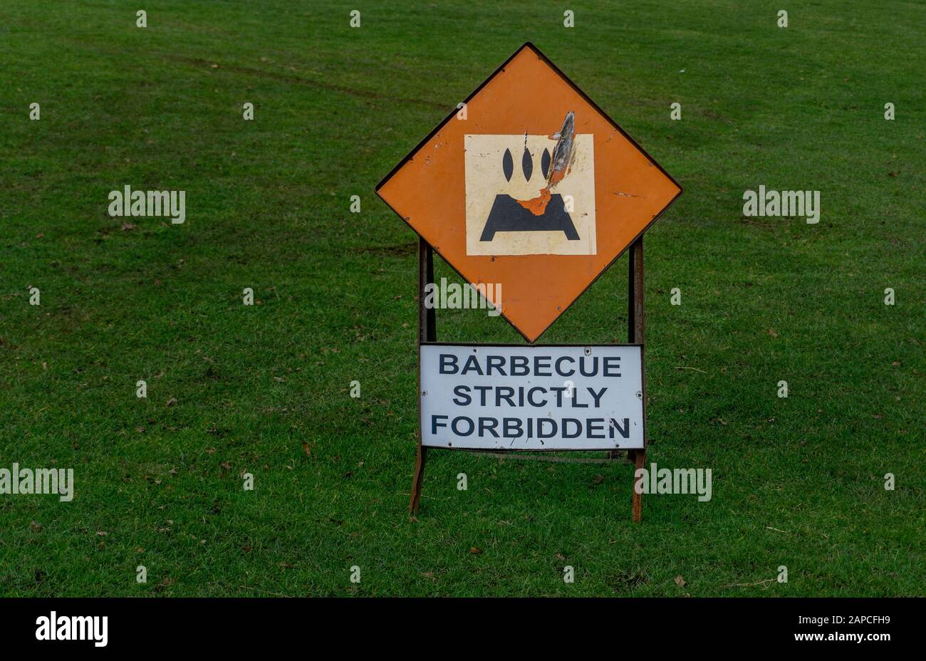 A sign forbidding the use of barbecues in the Phoenix Park, Dublin. Stock Photo