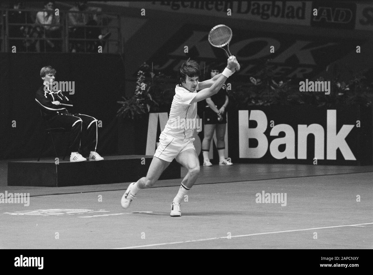 Photo Ancienne 1970s - Jimmy Connors Contre Vitas Gerulaitis - Tennis - Tirage Neuf