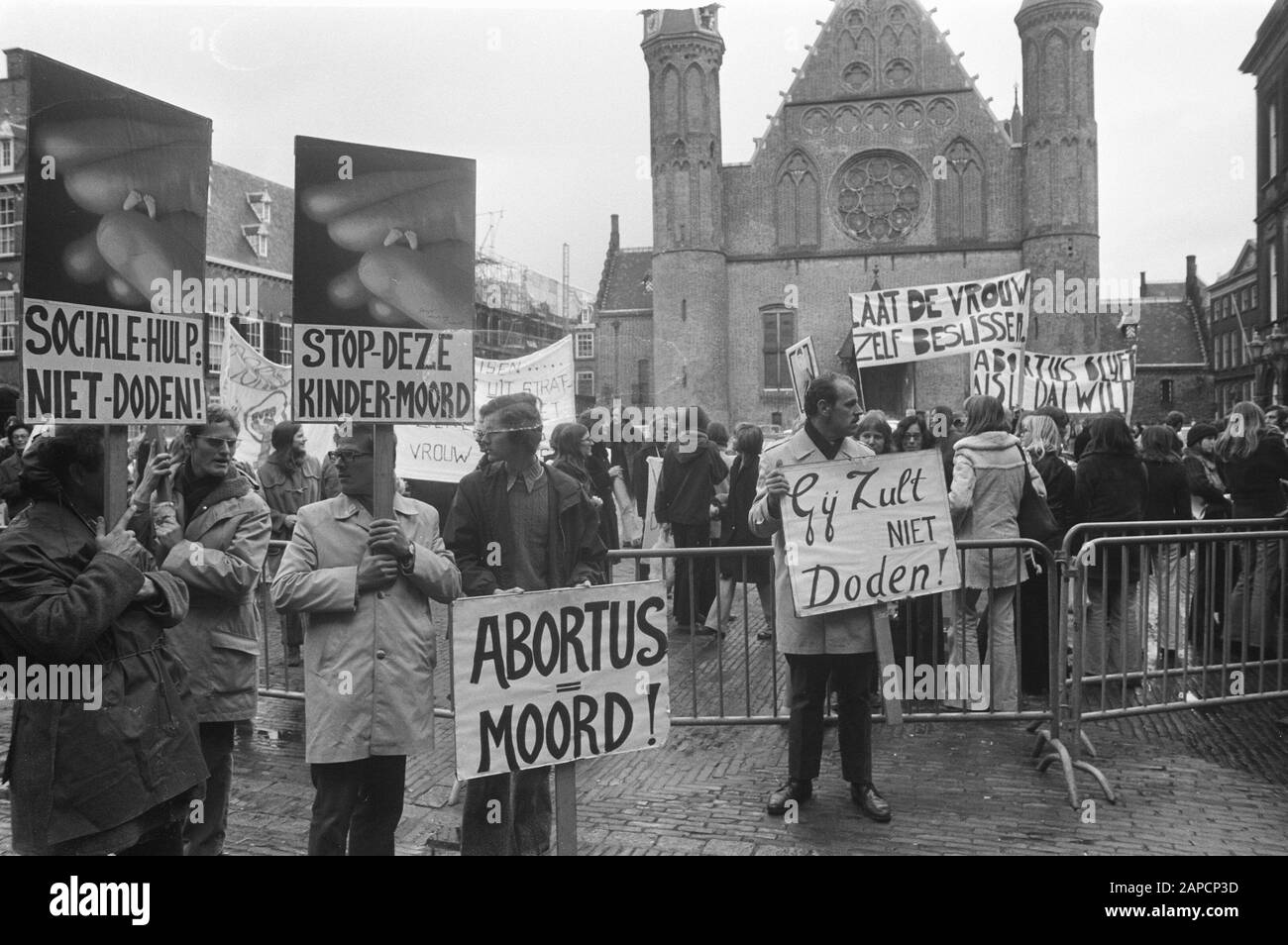 Abortus-demonstration at Binnenhof Date: October 30, 1974 Location: Binnenhof, The Hague, Zuid-Holland Keywords: demonstrations Stock Photo
