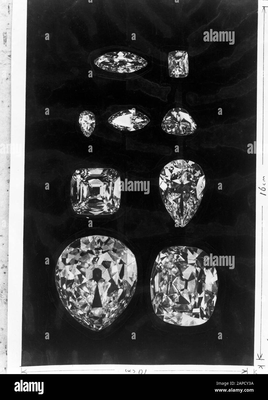 Nine of diamonds Black and White Stock Photos & Images - Alamy