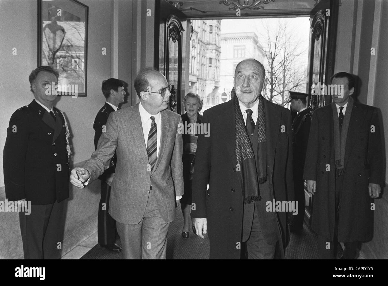 Joseph Ruiters Farewell navo reagan luns tour hi-res stock photography and images - Alamy