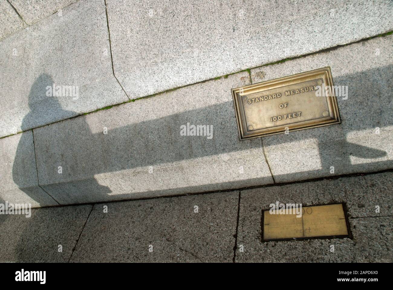 100 square feet hi res stock photography and images alamy