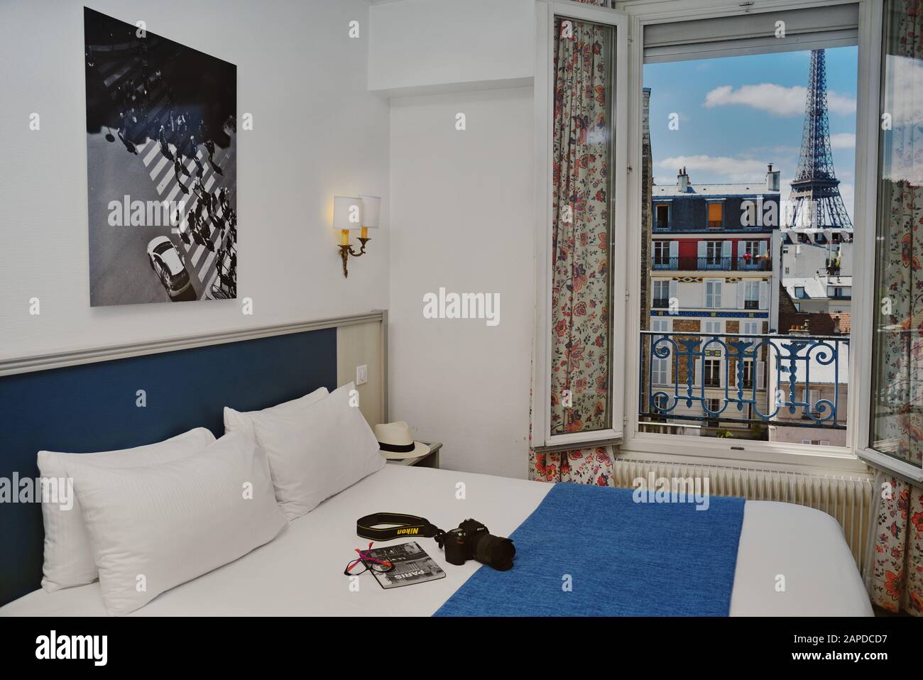 Eiffel tower from hotel room hires stock photography and images Alamy