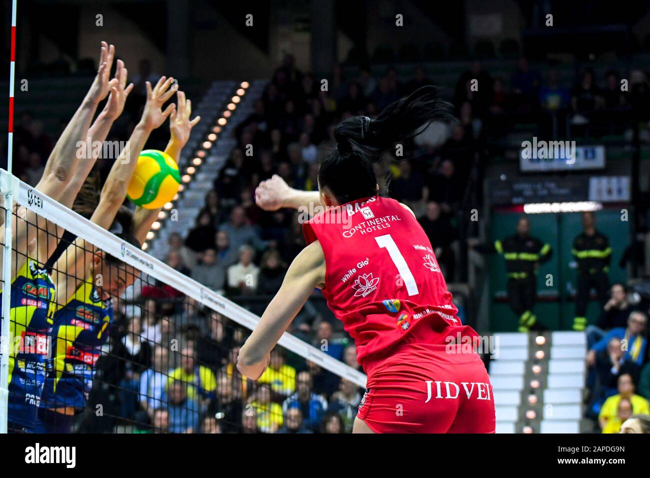 Volley league hi-res stock photography and images - Page 11 - Alamy