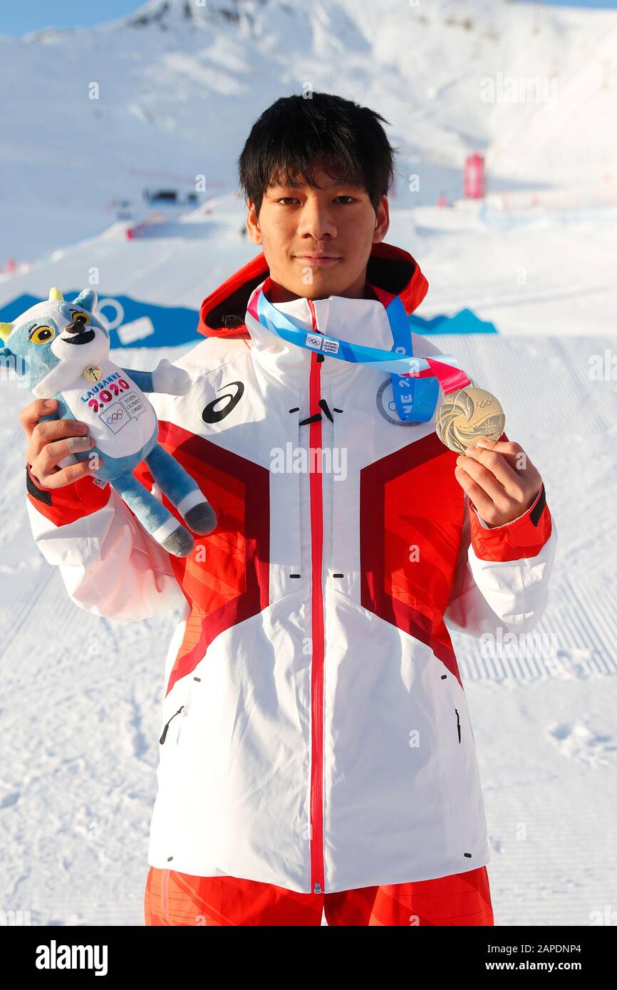 Lausanne, Switzerland. 22nd Jan, 2020. Ryoma Kimata (JPN) Snowboarding : Men's Big Air at Leysin Park & Pipe during the Lausanne 2020 Winter Youth Olympic Games in Lausanne, Switzerland . Credit: Naoki Morita/AFLO SPORT/Alamy Live News Stock Photo