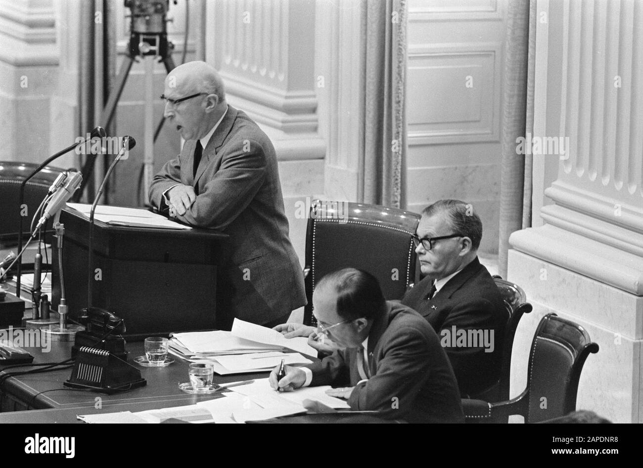 Amsterdam in Second Chamber, Minister Samkalden Date: June 16, 1966 ...