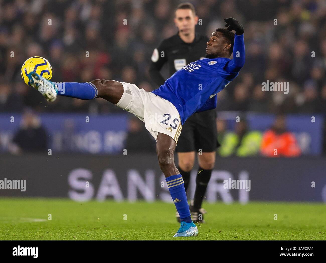 Leicester, UK. 22nd Jan, 2020. Wilfred Ndidi of Leicester City during the Premier League match between Leicester City and West Ham United at King Power Stadium on January 22nd 2020 in Leicester, England. (Photo by Daniel Chesterton/phcimages.com) Credit: PHC Images/Alamy Live News Stock Photo