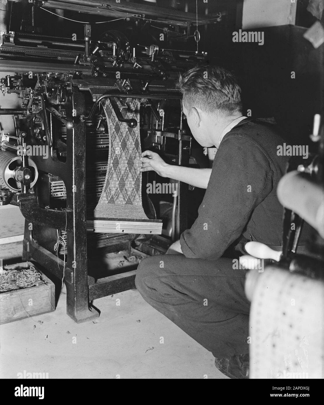 Garment industry machine Black and White Stock Photos & Images - Alamy