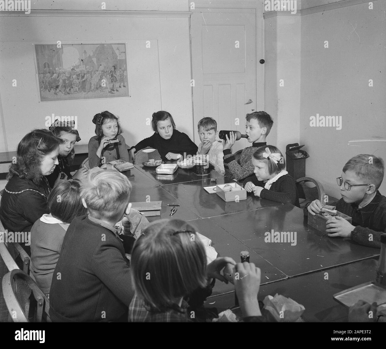 De Werkplaats van Kees Boeke Datum March 1, 1946 Stock Photo Alamy