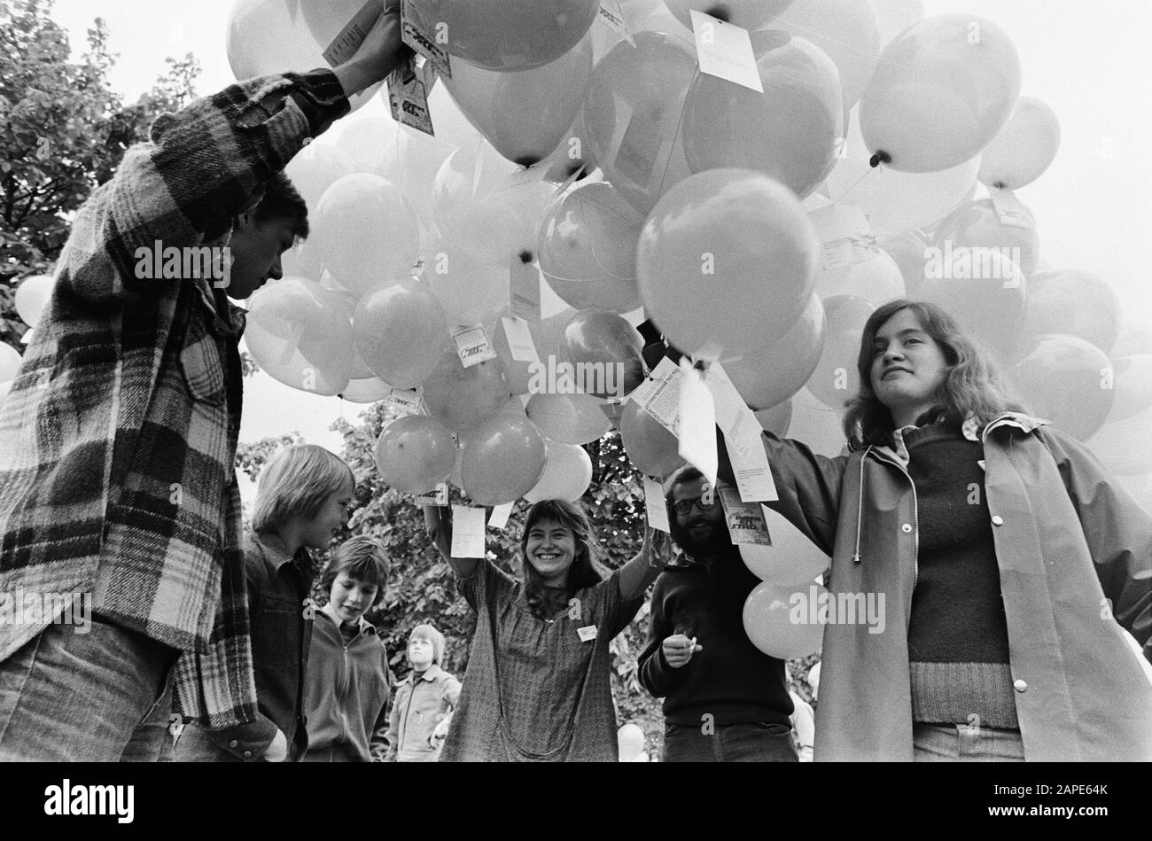 Balloons released at the Museum Square in Amsterdam Description