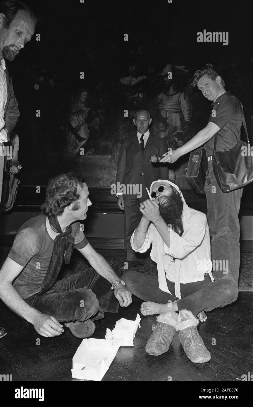 Occupied night watch room hires stock photography and images Alamy