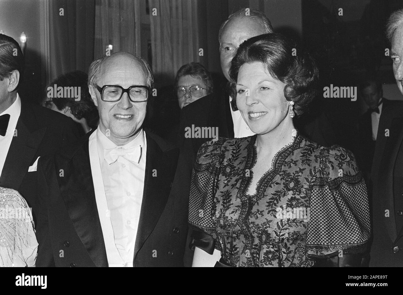 Beatrix and Claus at the Bicentennial Concert at by National Symphony Orchestra of Washington DC in Concertgebouw Rostropovich Date: February 18, 1982 Keywords: concerts, conductors Personal name: Beatrix, princess, Bicentennial, Claus, prince Stock Photo