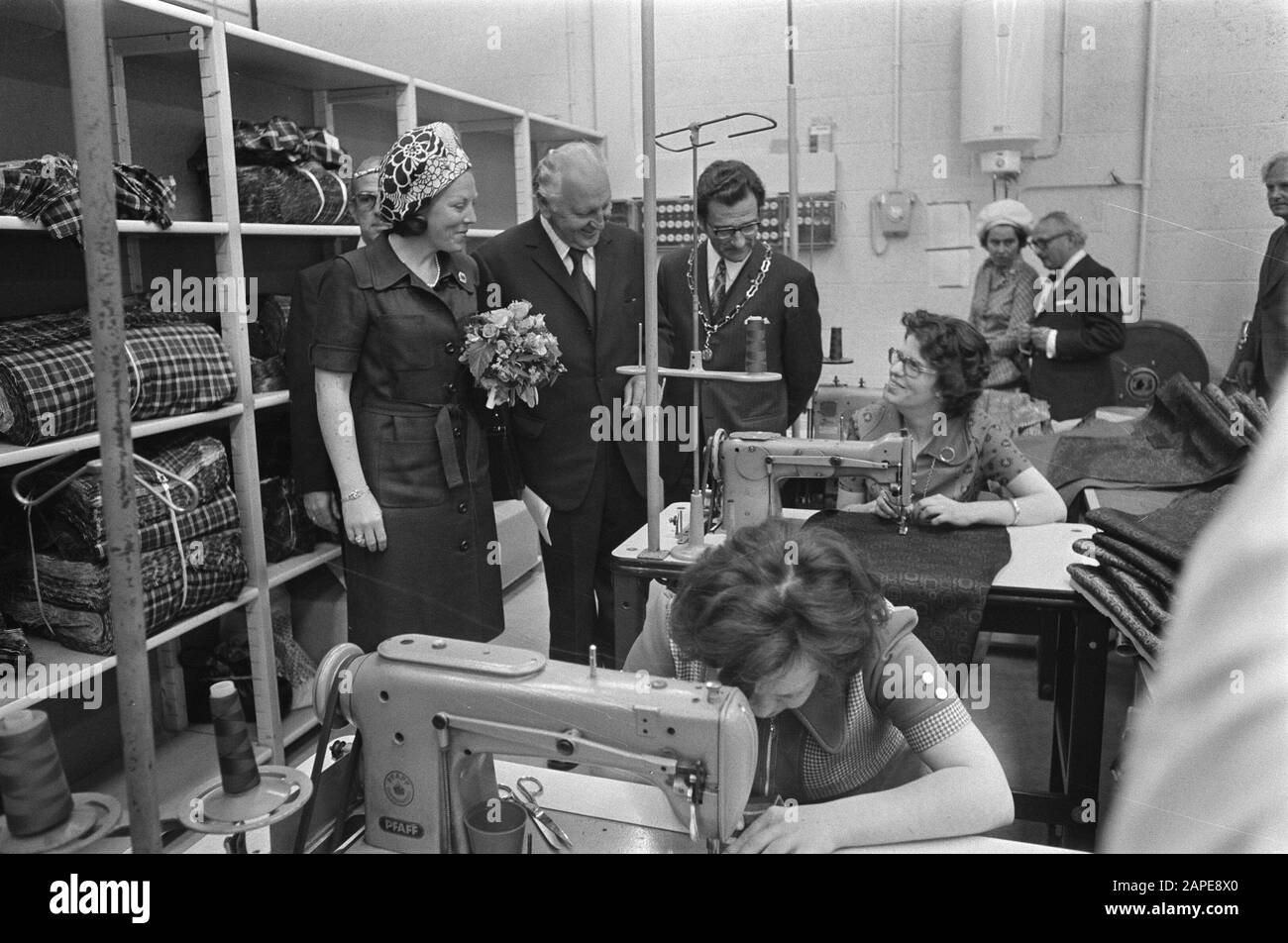 Disabilities in workplace Black and White Stock Photos & Images - Alamy