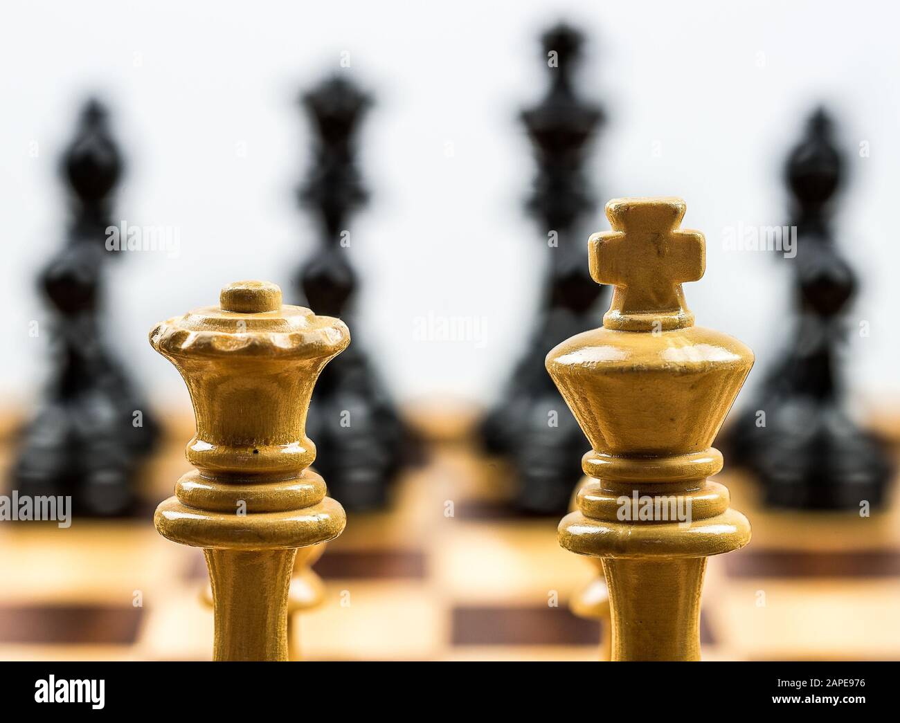 Two white bishop chess hi-res stock photography and images - Alamy