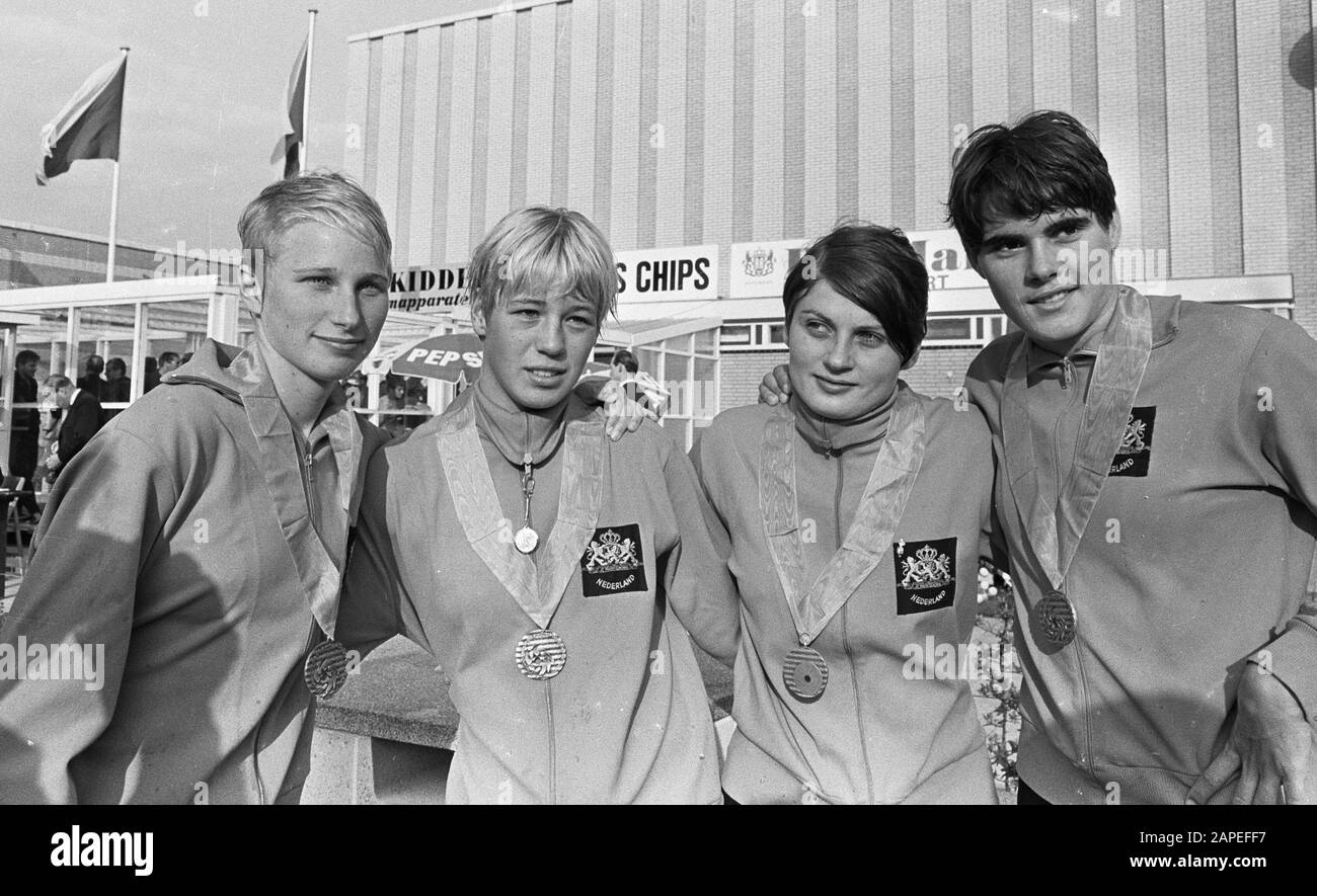 European Freestyle Swimming Championships Bep Weeteling, Mirjam van Hemert, Lydia Schaap and Toos Beumer won bronze; Stock Photo