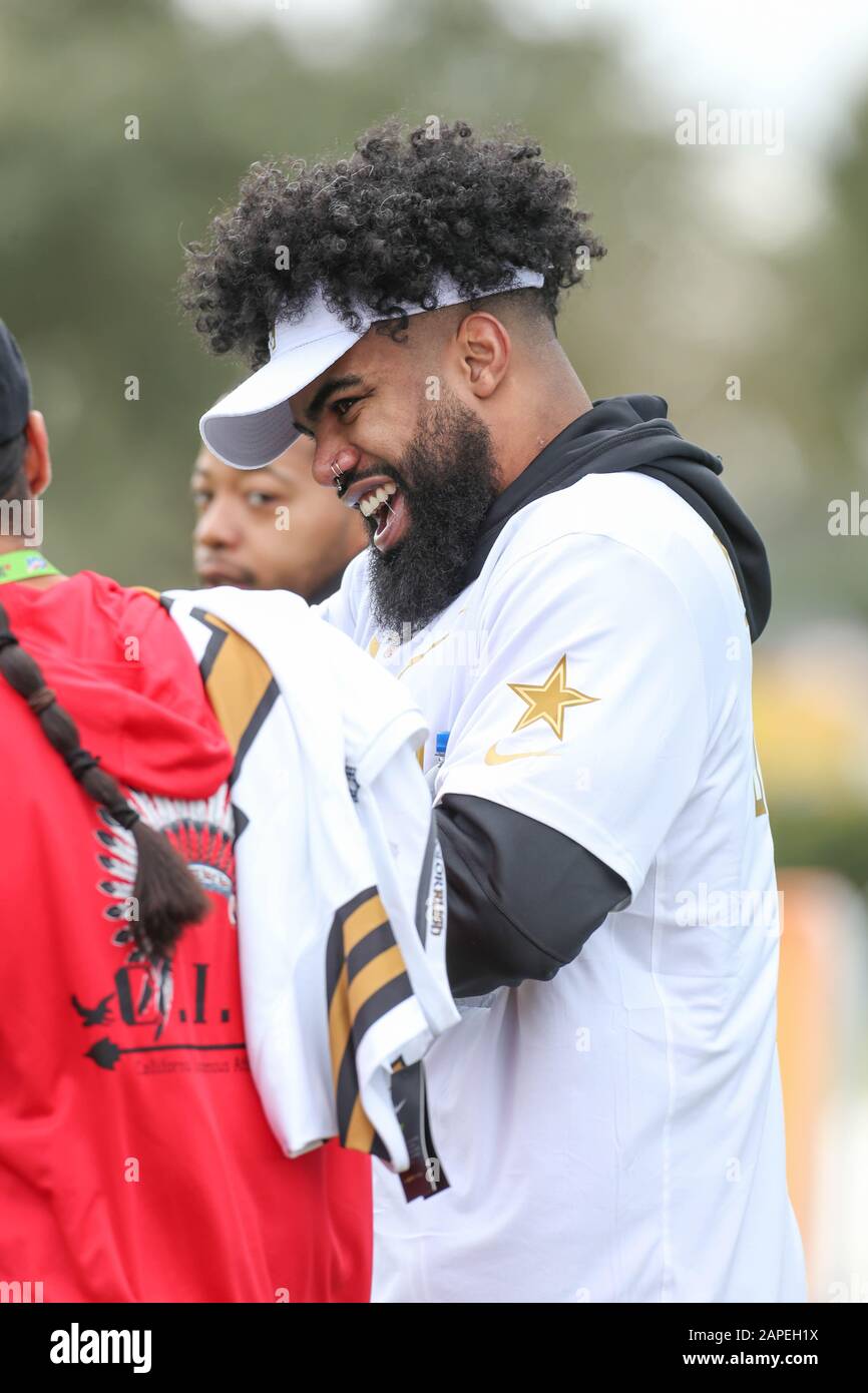 ESPN - Ezekiel Elliott, redefining business casual after another big Dallas  Cowboys win. (via Kay_BlackSimba/Twitter)