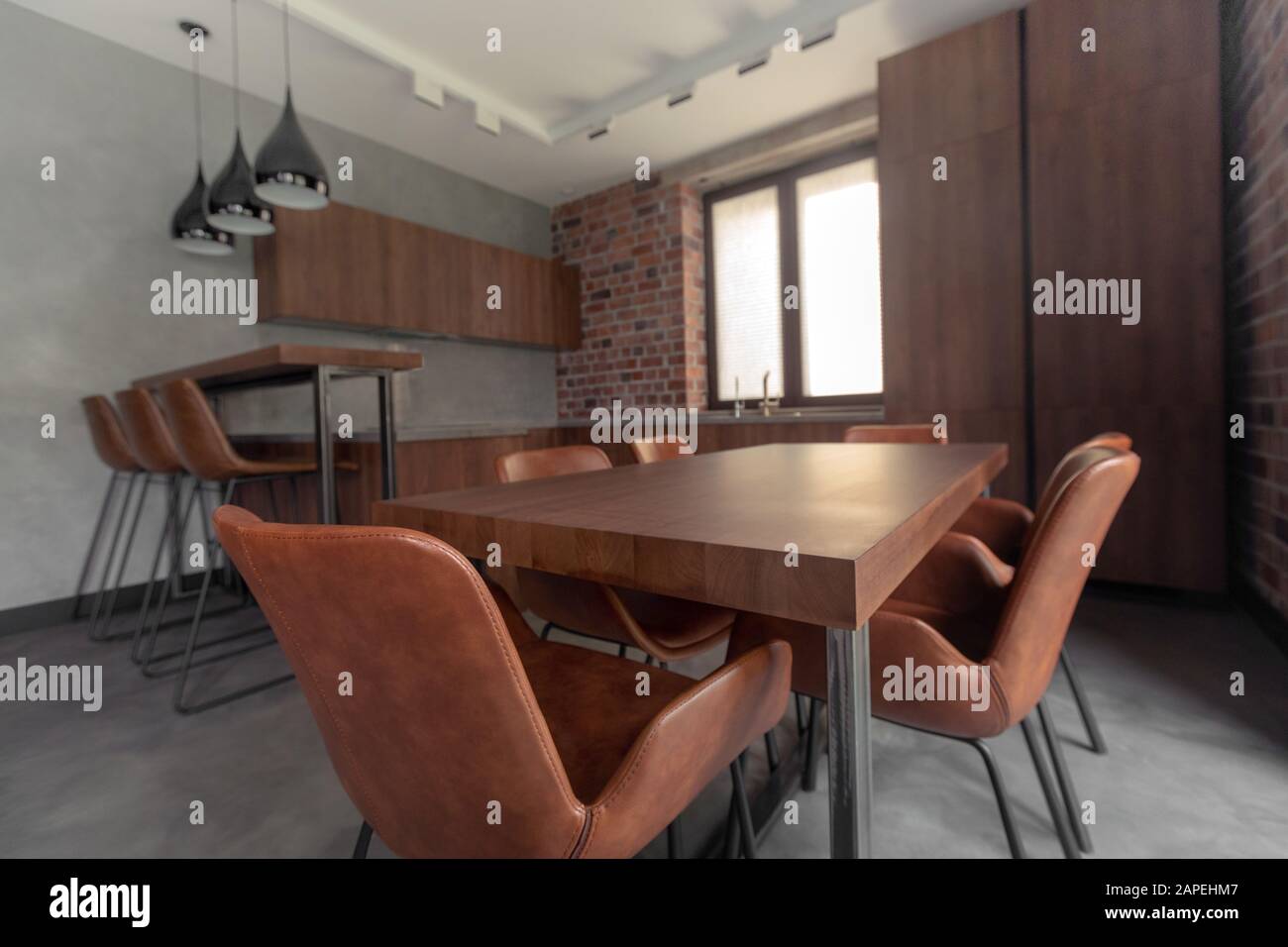 Modern dining table hi-res stock photography and images - Alamy
