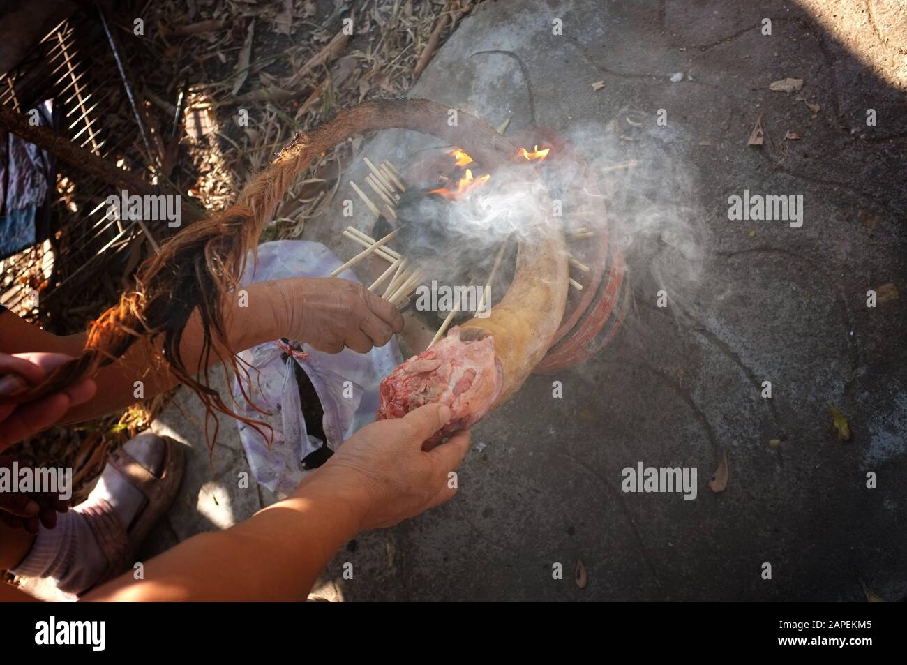 THE MAN burn Oxtail , Ingredient for Cooking THAI Oxtail Soup Stock Photo