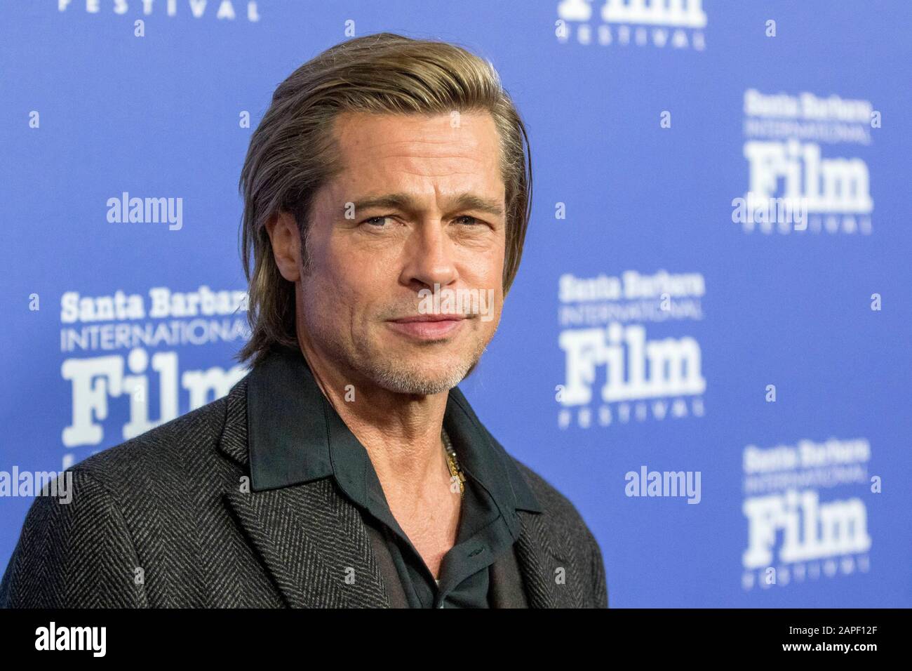 3 известных. Брэд питт с короткой стрижкой в очках. 3 известных. Хобби знаменитых ученых. Брэд питт 2010.