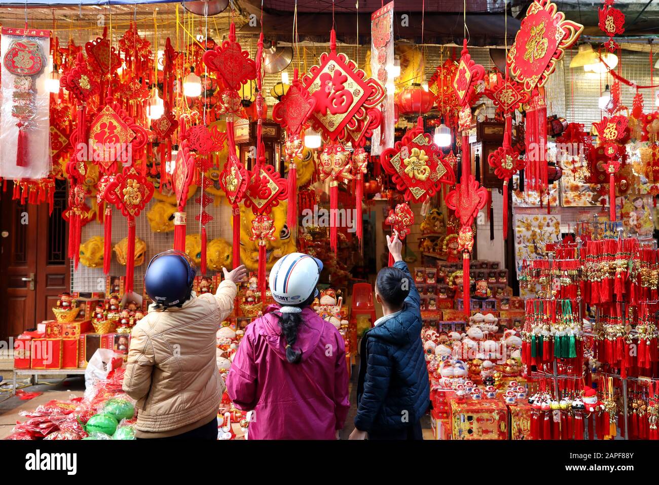 Hanoi Vietnam 21st Jan People Choose Decorations For The Lunar New Year In Hanoi Capital Of Vietnam Jan 21 The Upcoming Lunar New Year Festival Also Called Tet In Vietnamese