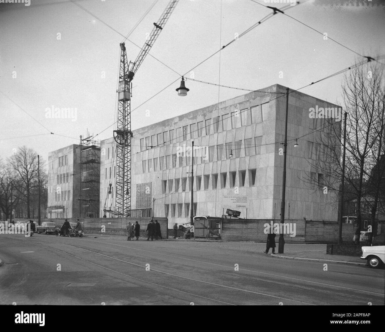 Construction of a new American embassy in The Hague Date January 6, 1959 Stock Photo Alamy