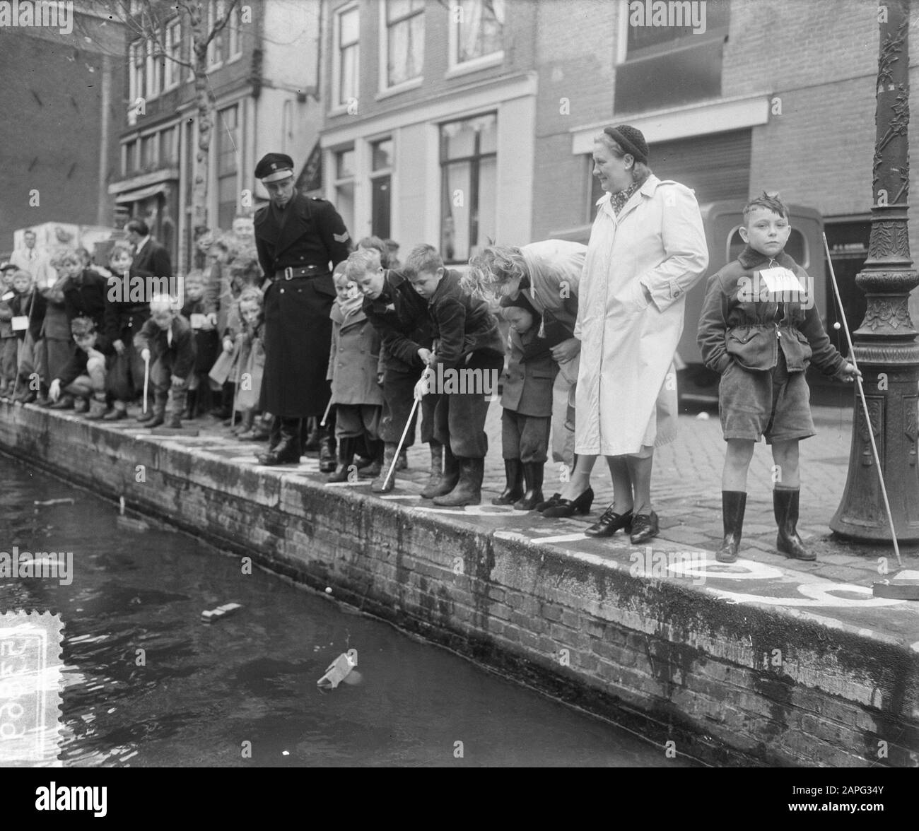 The Lifelong Cast: Fifty Years Of Fishing, Friends, And Family - Schlagenhaft, Tim: 9798591374730