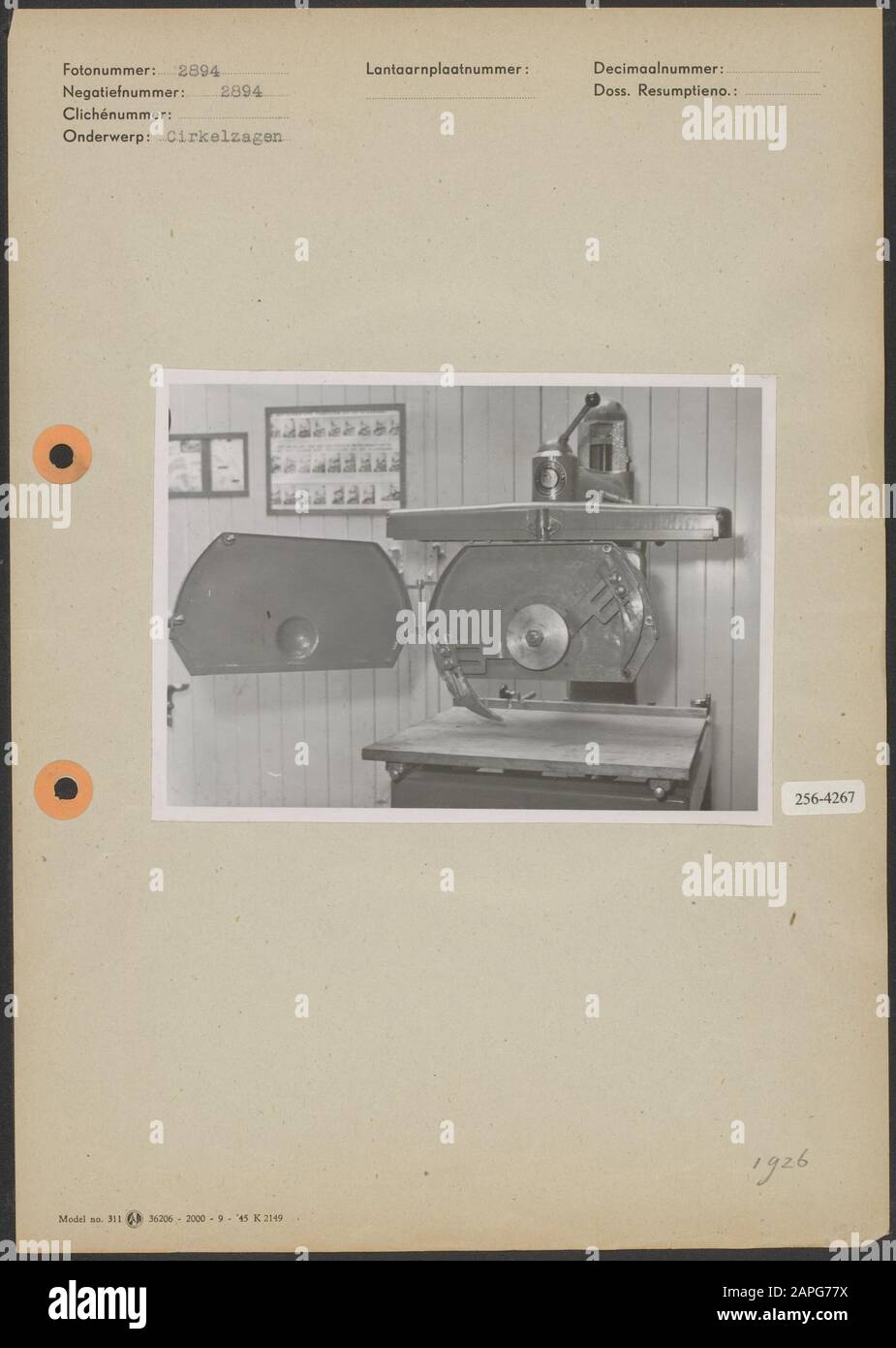 Circular Saws Description Circular Saw Machine Date undated Keywords