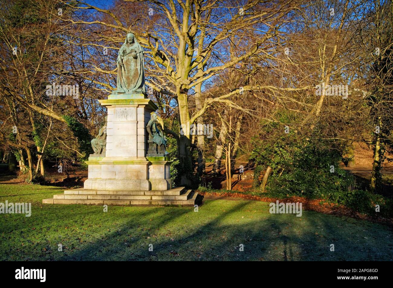 Statues In Sheffield UK, South Yorkshire, Sheffield, Endcliffe Park, Queen Victoria's Statue ...