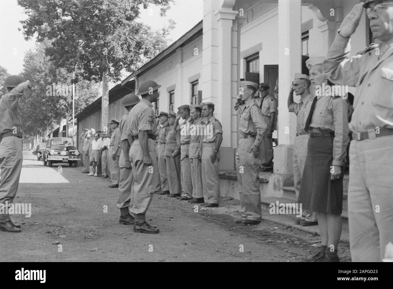 Award Sergeant J. Muller and Corporal M.J.B. Baggerman at Bandoeng Description: Collection Photo Collection Service for Army Contacts Indonesia, photon number 265-2-3 Date: July 1947 Location: Bandung, Indonesia, Dutch East Indies Stock Photo