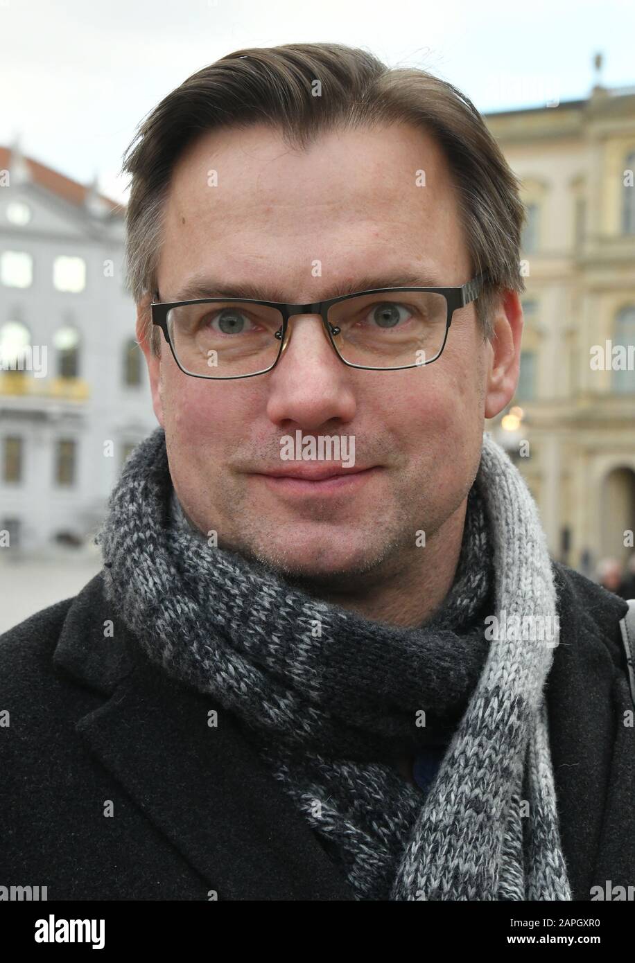 Servicegesellschaft hires stock photography and images Alamy