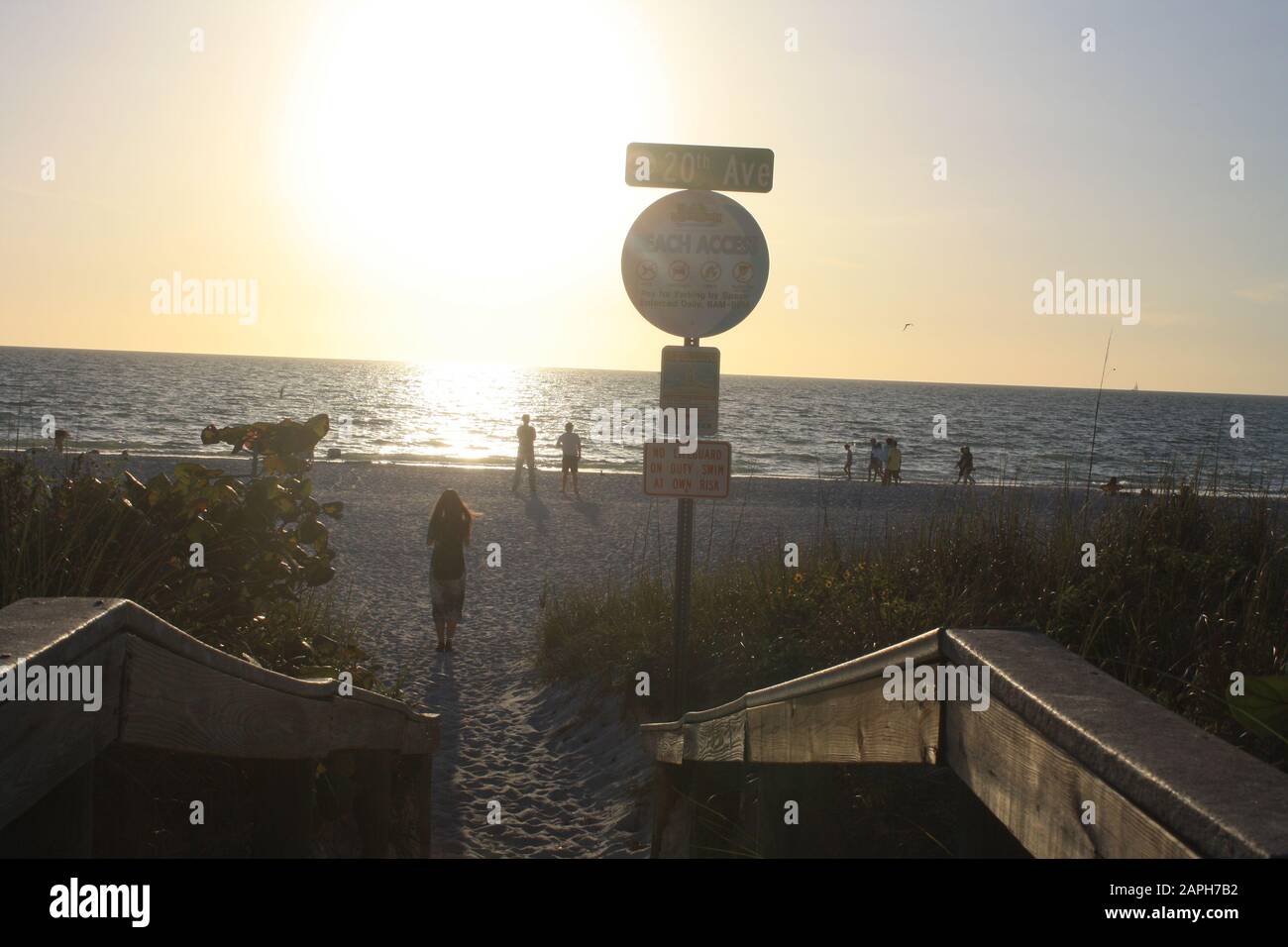 St pete sunset hi-res stock photography and images - Alamy