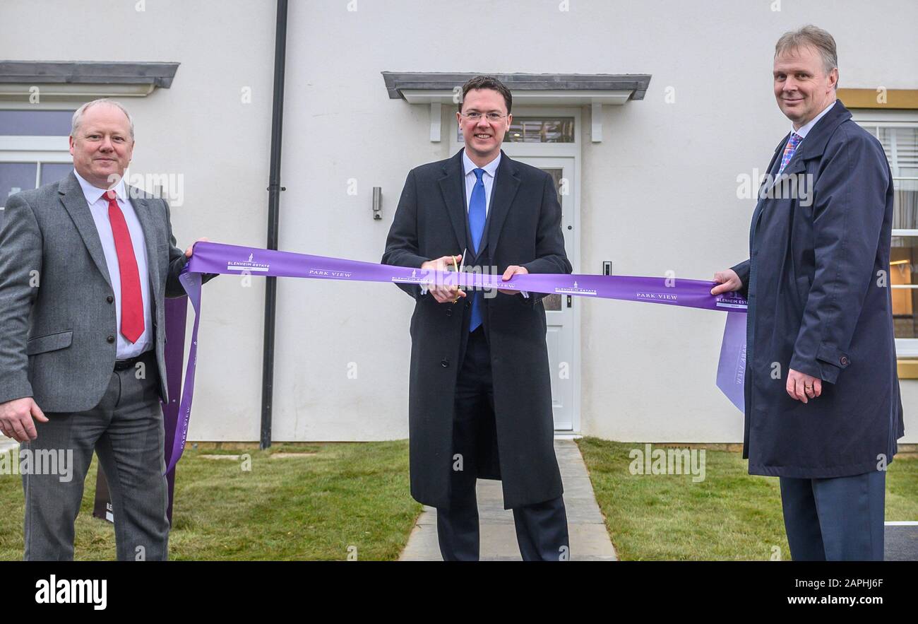 Robert courts mp hires stock photography and images Alamy