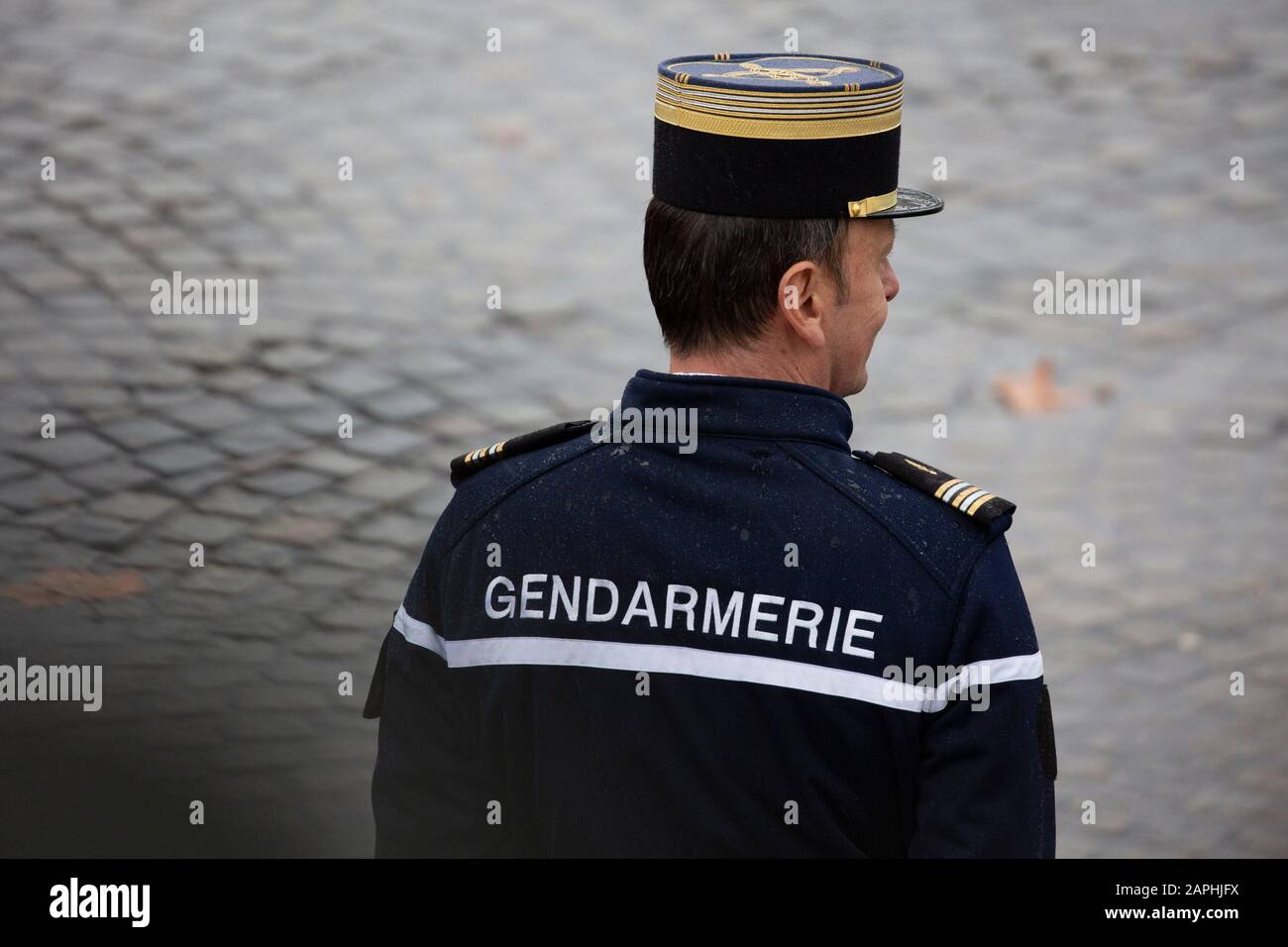 Polizei bei der 101. Jahrfeier des Waffenstillstands von 1918 am Triumphbogen. Paris, 11.11.2019 Stock Photo