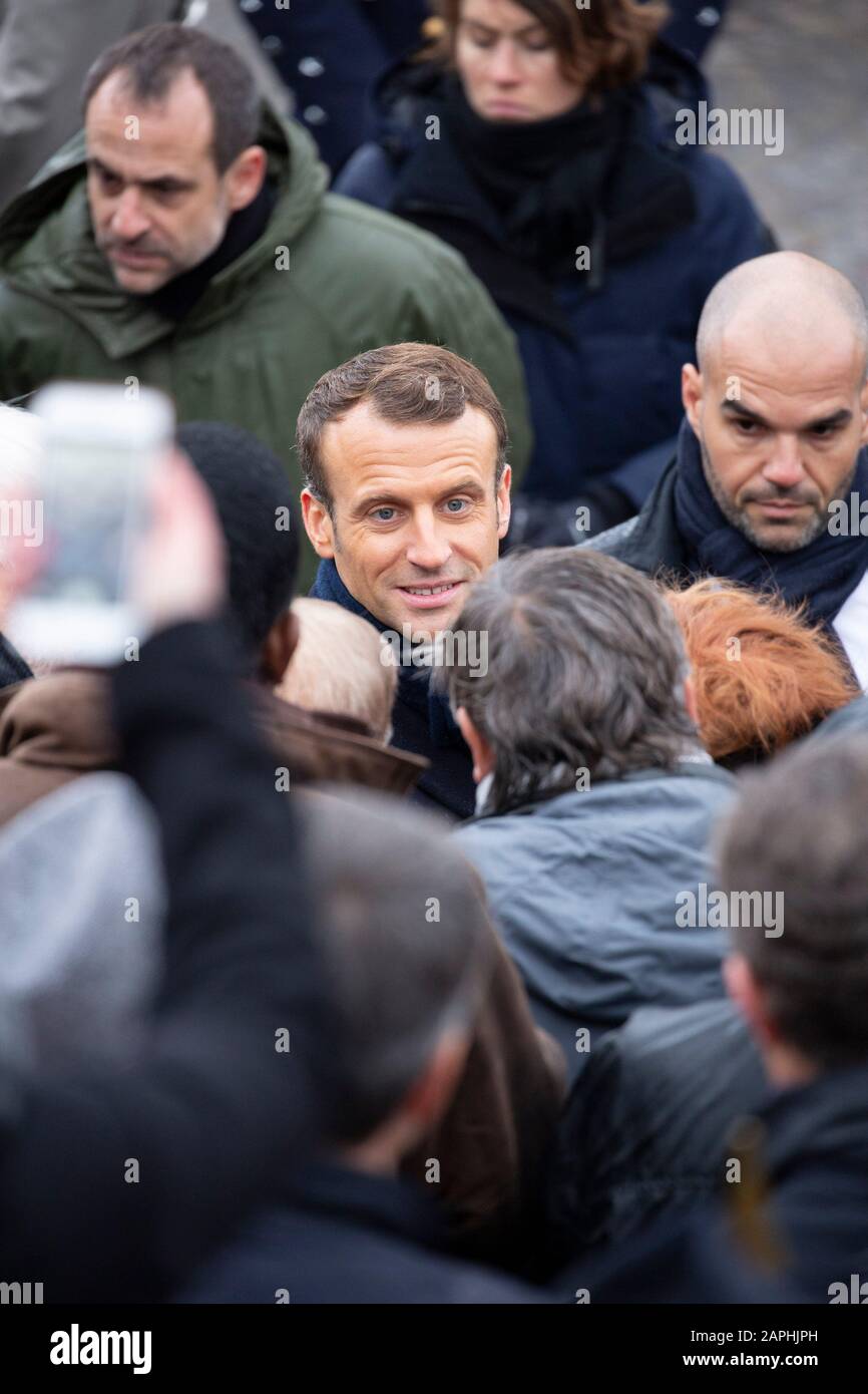 Emmanuel Macron bei der 101. Jahrfeier des Waffenstillstands von 1918 am Triumphbogen. Paris, 11.11.2019 Stock Photo