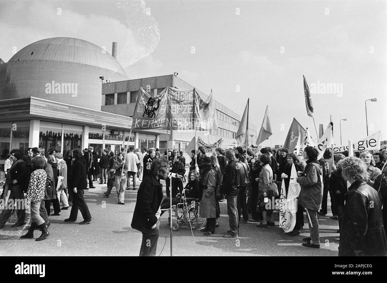 Demonstration against the nuclear power plant in Borssele Description: Protesters at the nuclear power plant Date: 7 april 1979 Location: Borssele, Zeeland Keywords: demonstrations, nuclear power plants Stock Photo