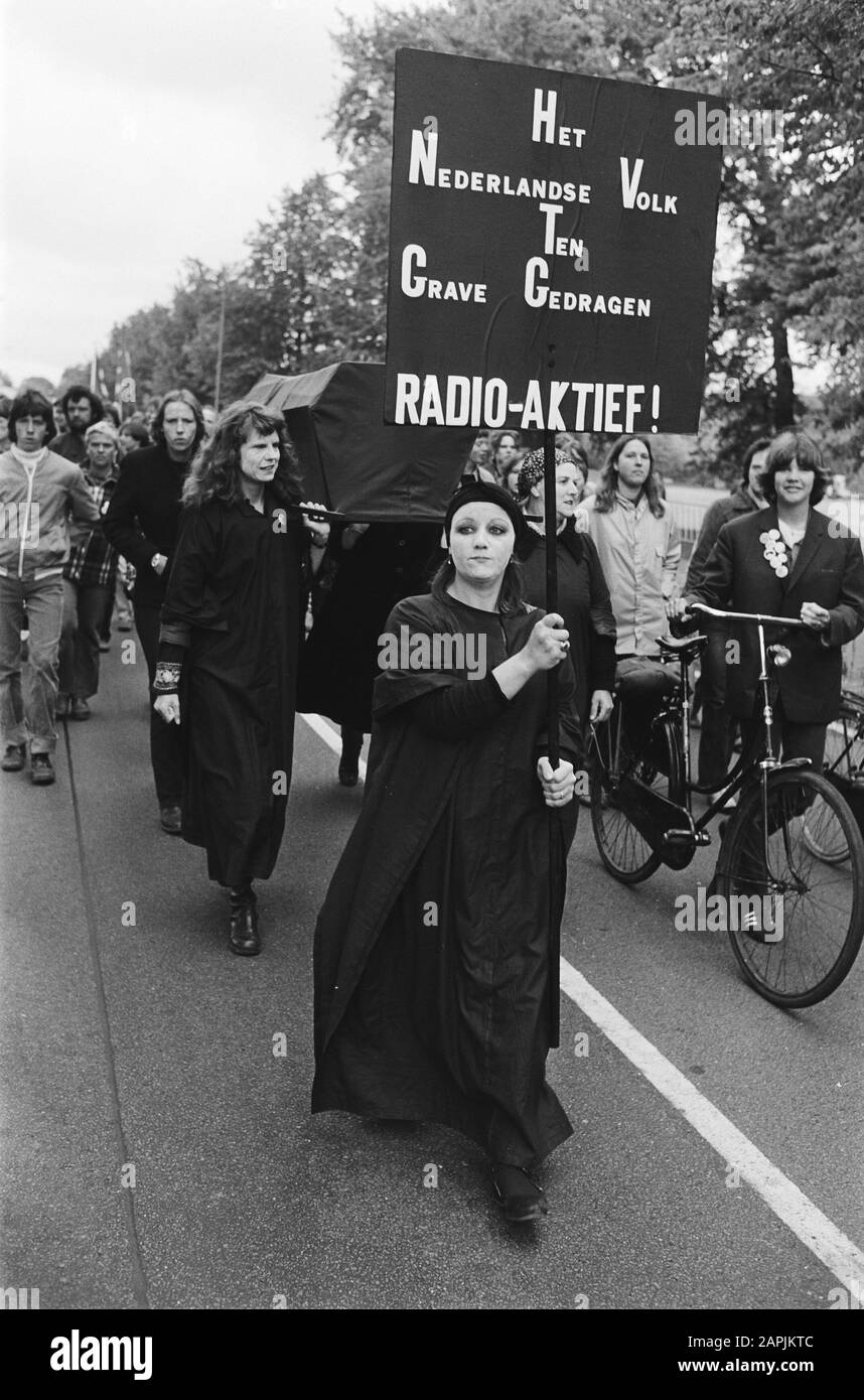 Dumping nuclear waste hires stock photography and images Alamy