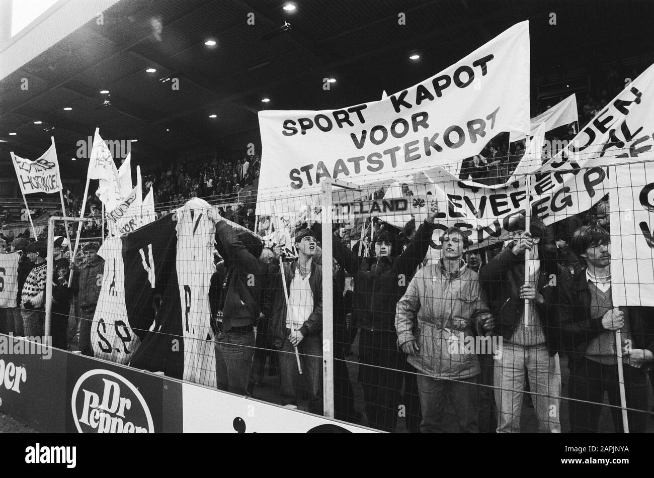 Demonstration during football Netherlands against Greece in PSV stadium against plan CRM to charge football clubs corporation tax Date: 14 April 1982 Location: Greece, Netherlands Keywords: Demonstration, sport, football Stock Photo