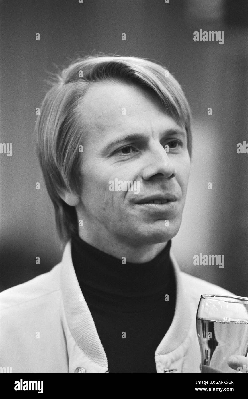 Interpolis chess tournament Description Mr. Ulf Andersson Date October 20, 1983 Keywords