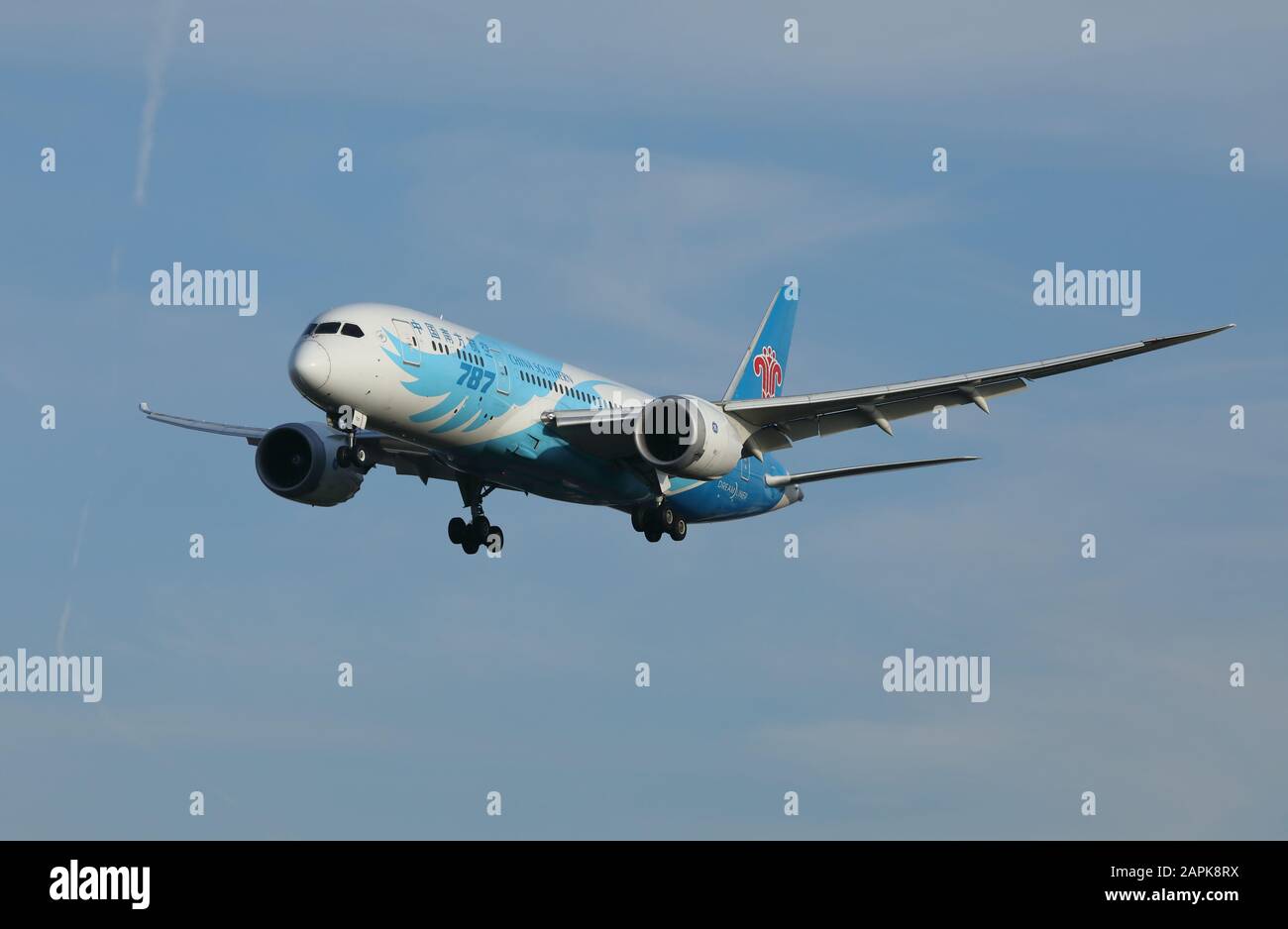 A China Southern Airlines Boeing 787 Dreamliner passenger aircraft landing at Heathrow airport, London, UK. Stock Photo