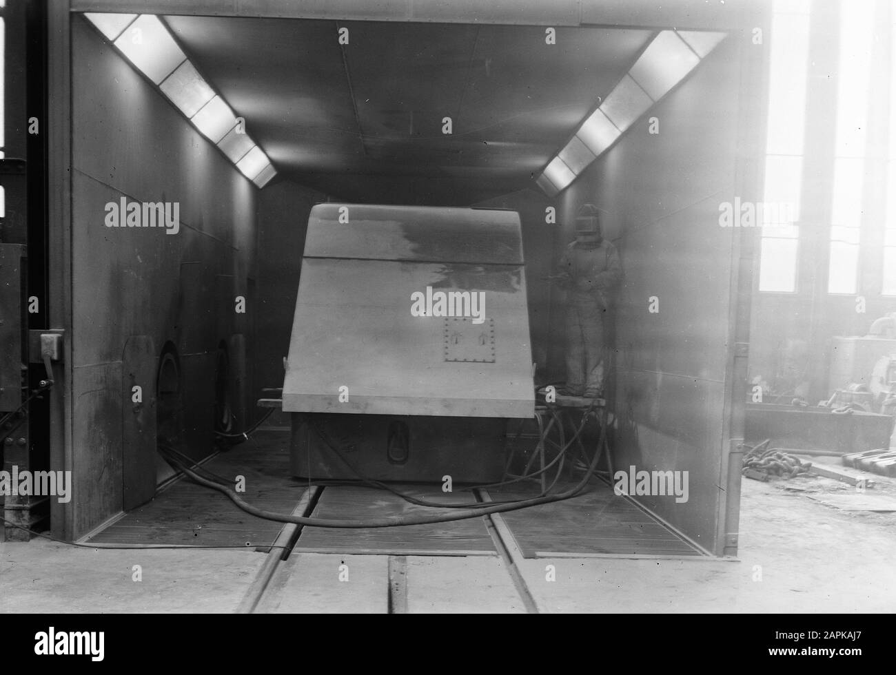 Rdm Booth Spray booths hi-res stock photography and images - Alamy