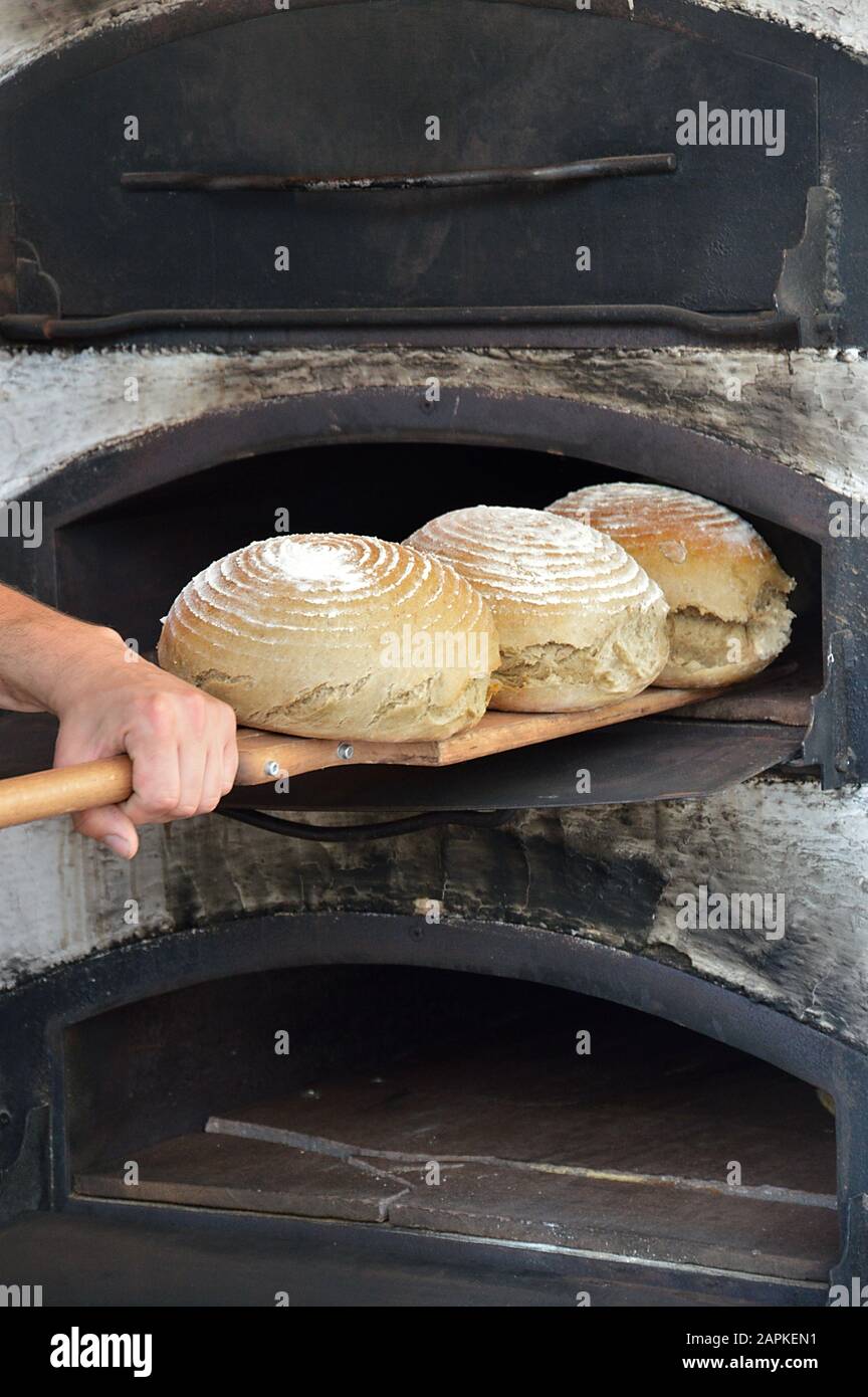 Wood fired oven hires stock photography and images Alamy
