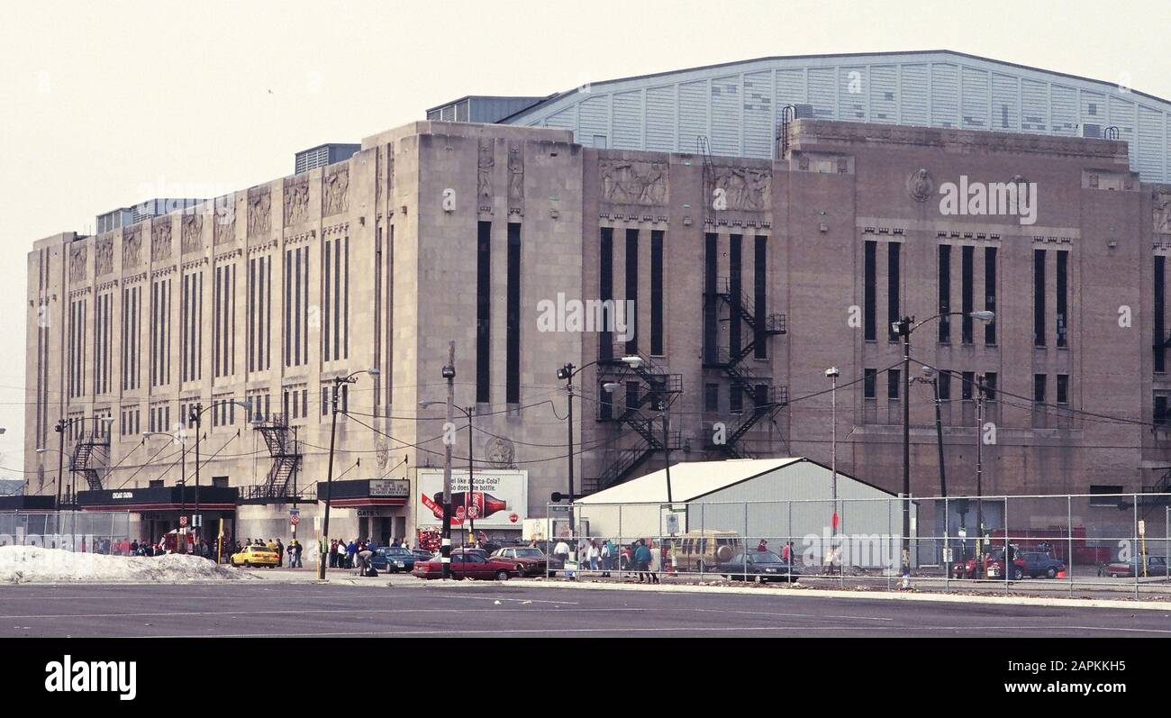 The Madhouse Architecture of Chicago Stadium - Chicago Detours