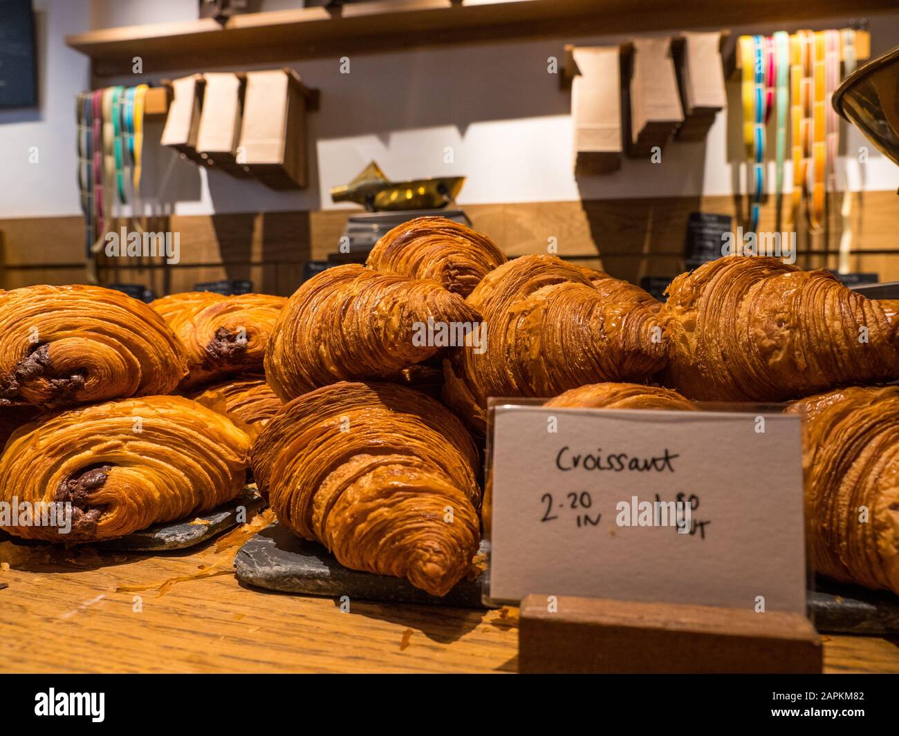 Pastry, Pain au Chocolat, Croissant, Monmouth Coffee Company, Seven