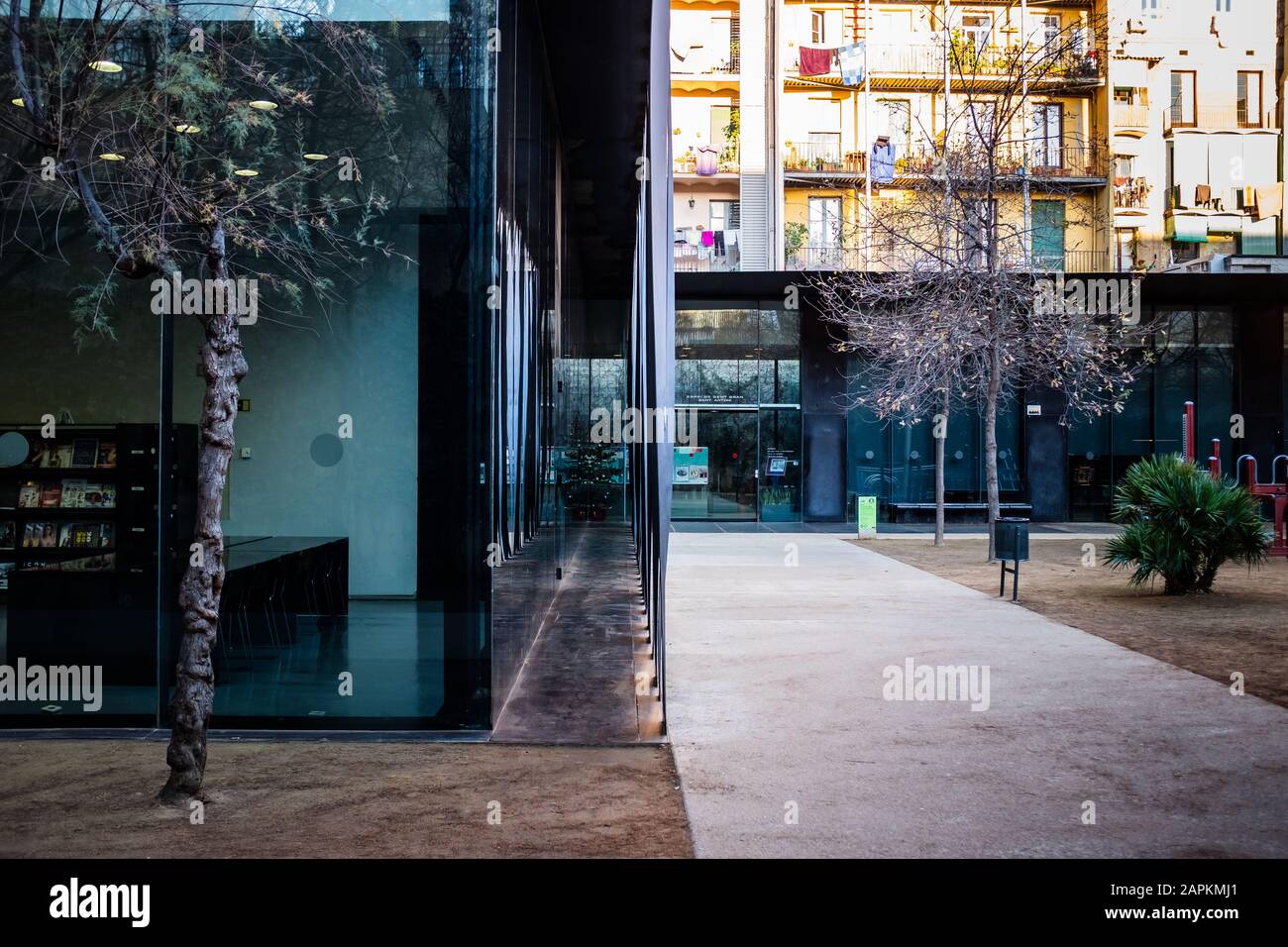 The Biblioteca Sant Antoni - Joan Oliver in the Sant Antoni district in Barcelona: side shot of south est corner of building. Stock Photo