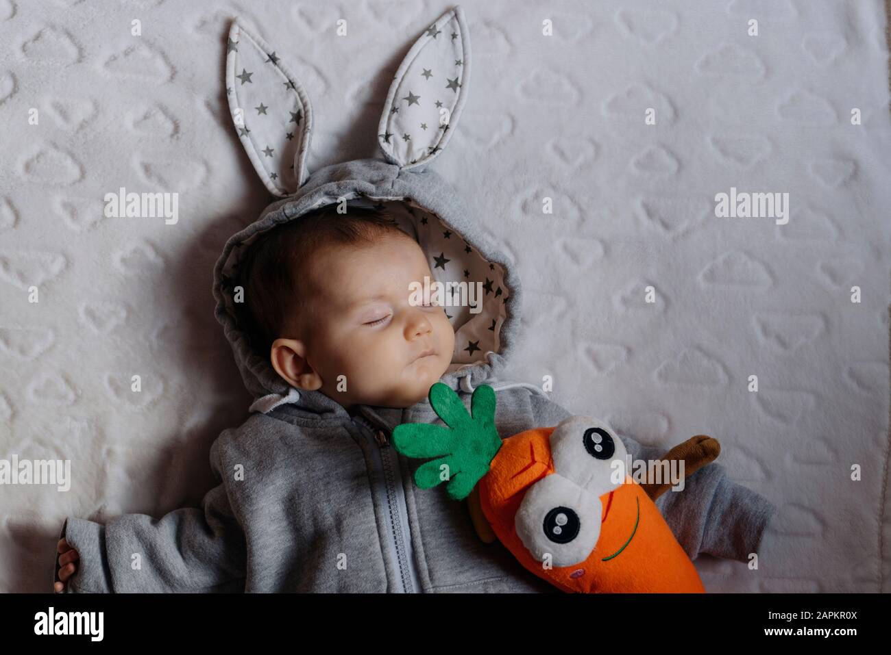 Sleeping patterns in humans hires stock photography and images Alamy