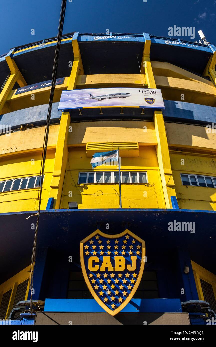 Exterior of La Bombonera soccer stadium (Boca Juniors) in La Boca area,  Buenos Aires, Argentina Stock Photo - Alamy